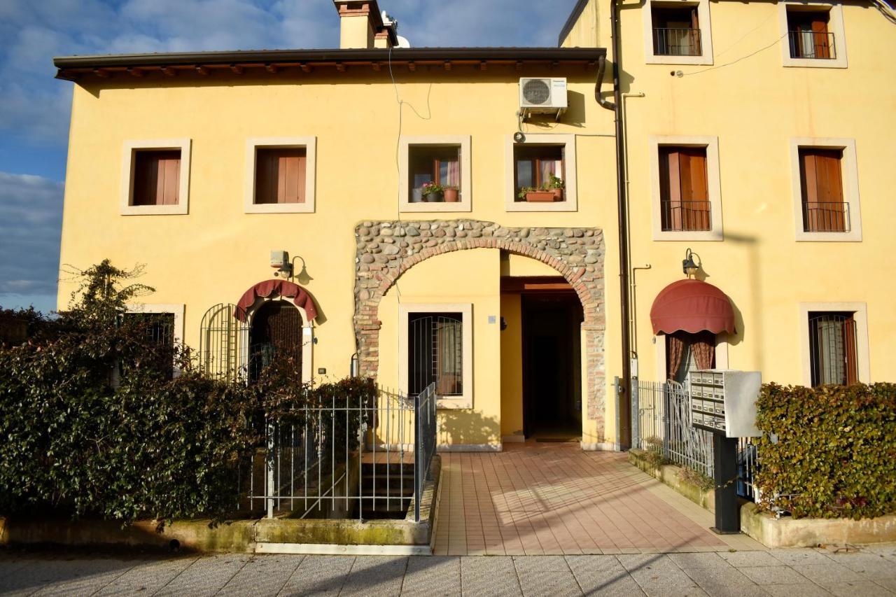 Casa Giulia - Valeggio Sul Mincio Appartement Buitenkant foto