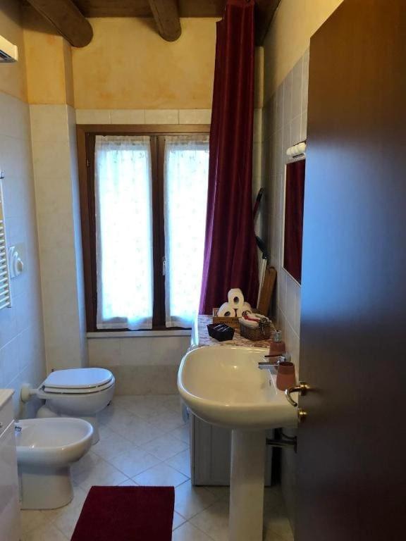 Casa Giulia - Valeggio Sul Mincio Appartement Buitenkant foto