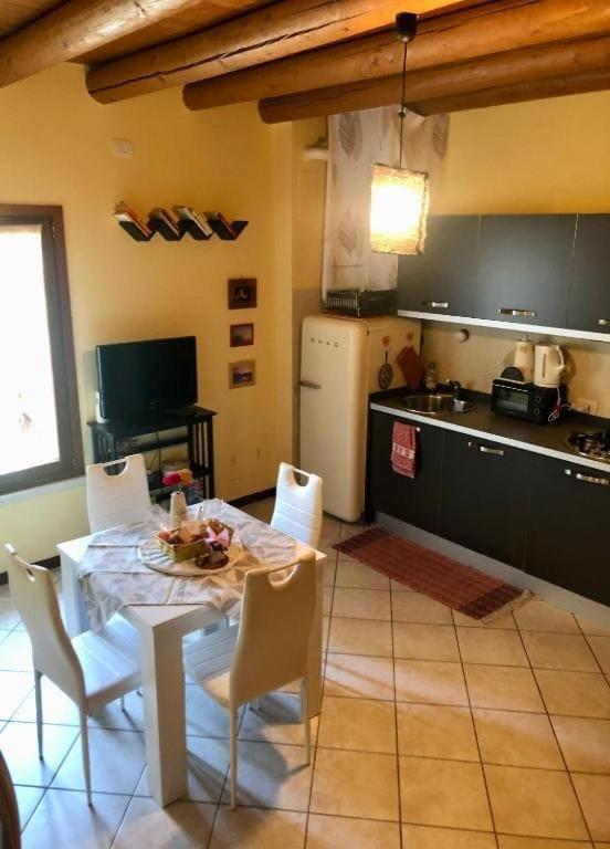 Casa Giulia - Valeggio Sul Mincio Appartement Buitenkant foto
