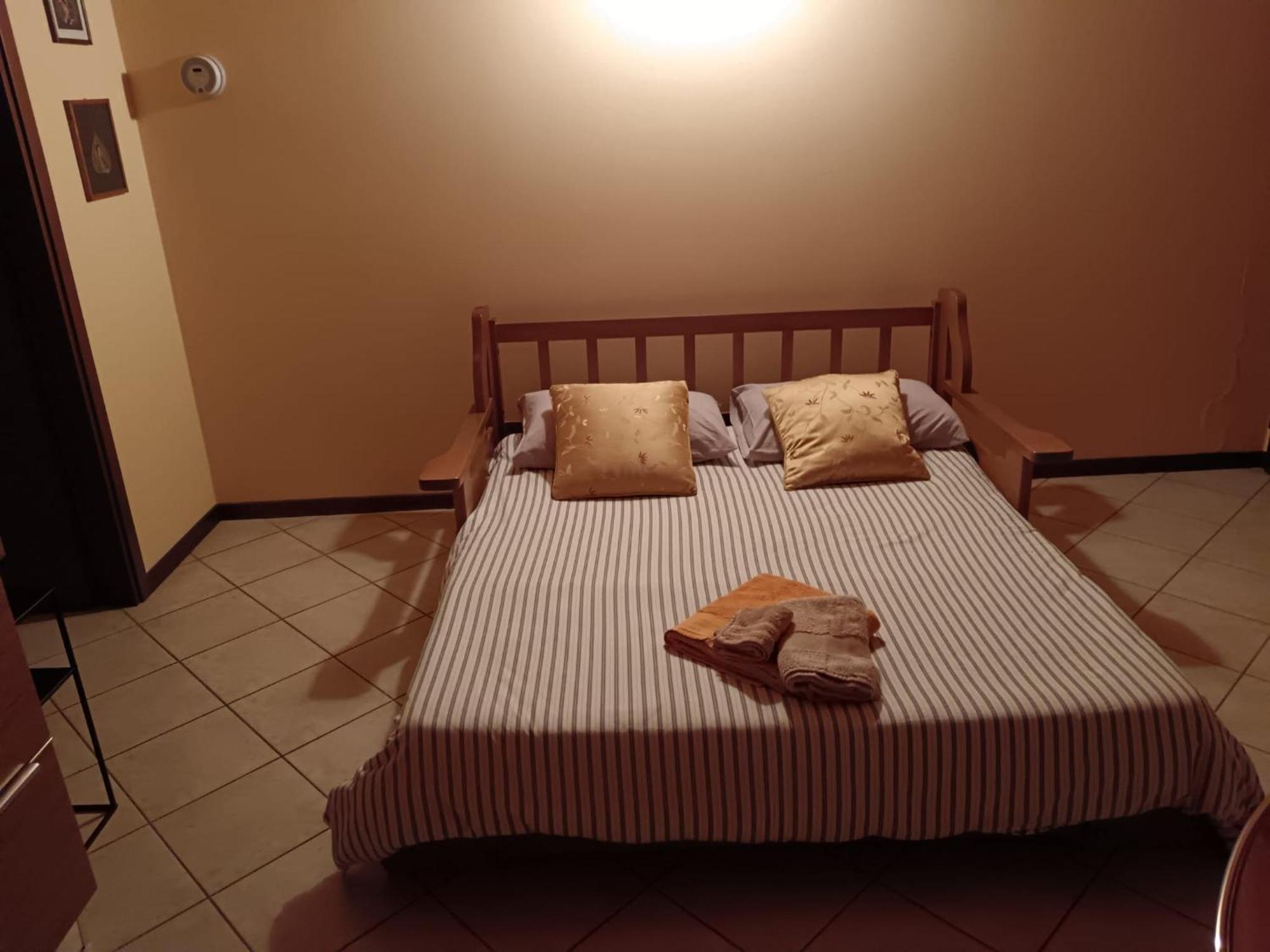 Casa Giulia - Valeggio Sul Mincio Appartement Buitenkant foto